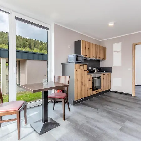 Lovely Bungalow In With Terrace Дом отдыха Hallschlag